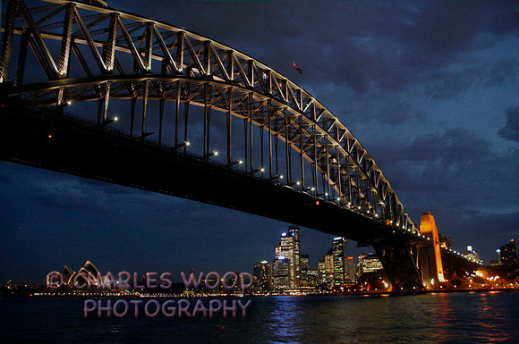 SYDNEY HARBOUR BRIDGE AT NIGHT - SYDNEY, AUSTRALIA